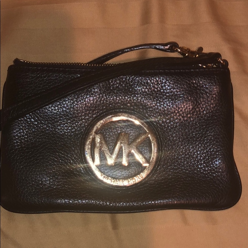 Michael Kors Wristlet (Black)